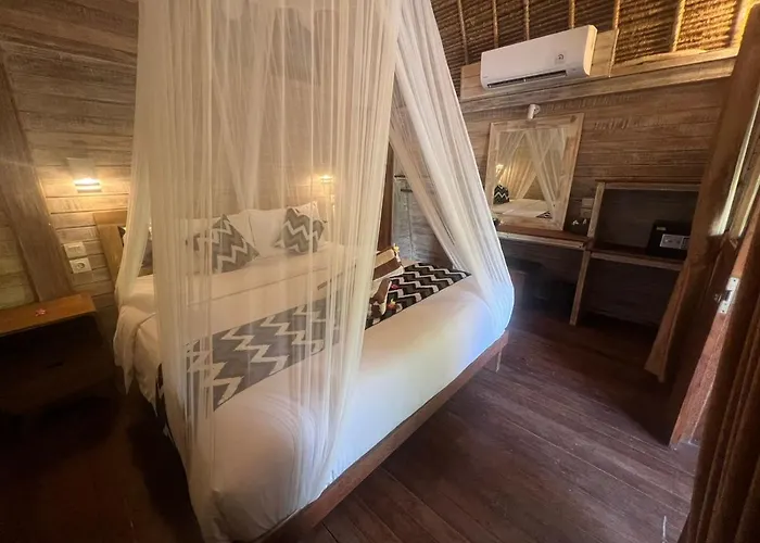 Honeybee Huts Nusa Lembongan