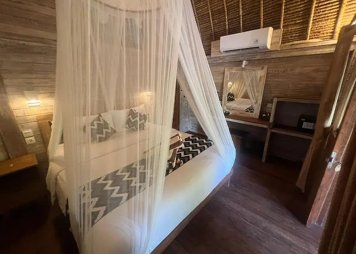 Frühstückspension Honeybee Huts 4*